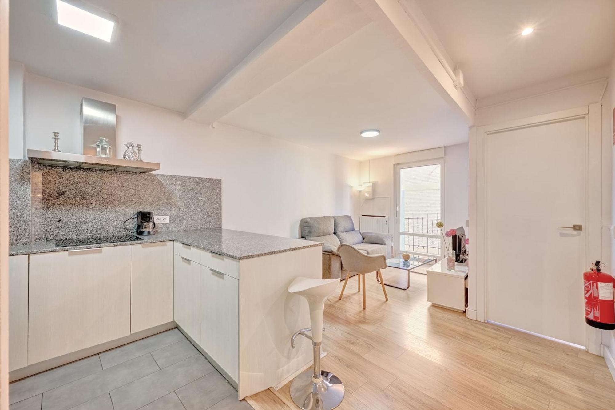Apartament Zure Etxea By Clabao Pampeluna Zewnętrze zdjęcie